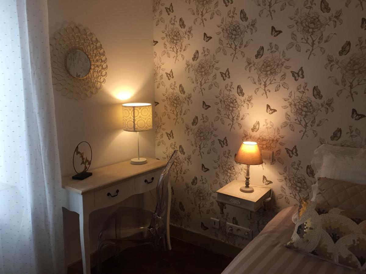 De charme et d'eau Bed and Breakfast Saint-Savinien Buitenkant foto