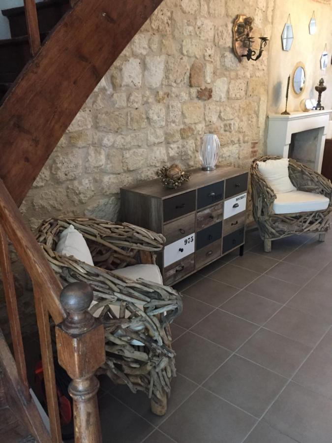De charme et d'eau Bed and Breakfast Saint-Savinien Buitenkant foto